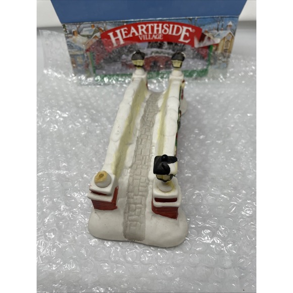 Noma Dickensville Christmas Village Porcelain Red‎ Brick Bridge - Picture 3 of 6